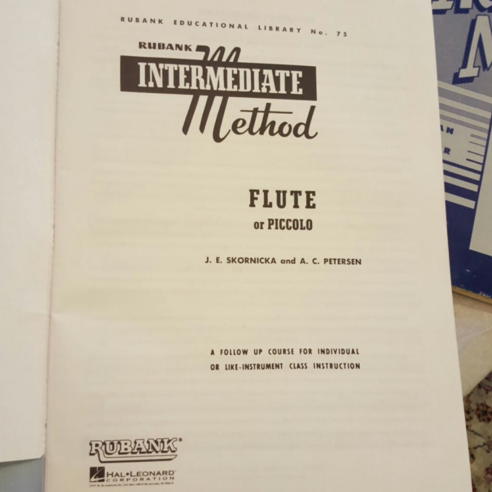 INTERMEDIATE Method For Flute - Picture 2 of 2